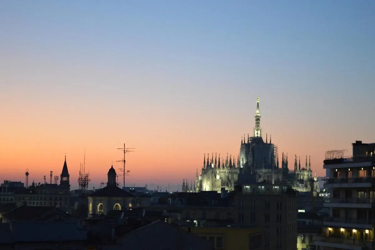 Apartment Central Penthouse 5 Minutes From Duomo Milan Italy